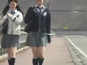 japanesse  schoolgirls 2 free