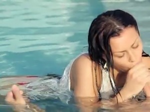 Incredible pool wow sex with gentle babe