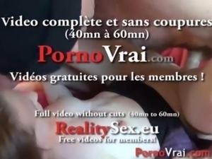 Squirting femme fontaine en gang bang French amateur