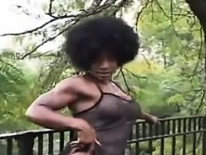 Muscular Ebony Chick Gets Naked Outside