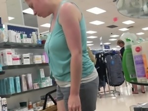 24yr old busty pregnant shopping braless