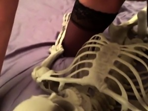 Busty mom in stockings takes her new sex toy for a wild ride