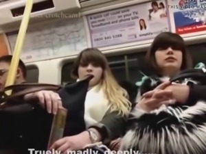 The reaction of women to a big dick in the train rzhaka