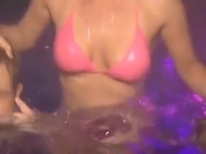 Merlene Lufen sexy Bikini Pool Orgie