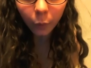 Teen amateur girl take shower on webcam
