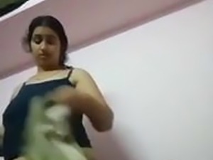 Tamil girl changes dress