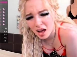 amateur his tall blonde fetish masturbating on live webcam