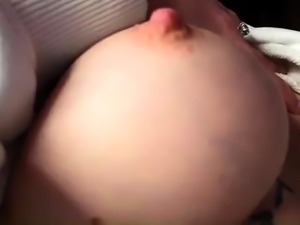 Bodacious beauty exposes marvelous big boobs on webcam