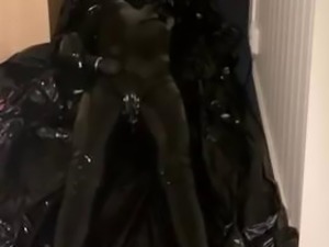 Get so horny in my latex catsuit