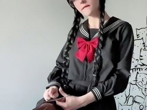 Amateur Webcam Teen Masturbates And Teases